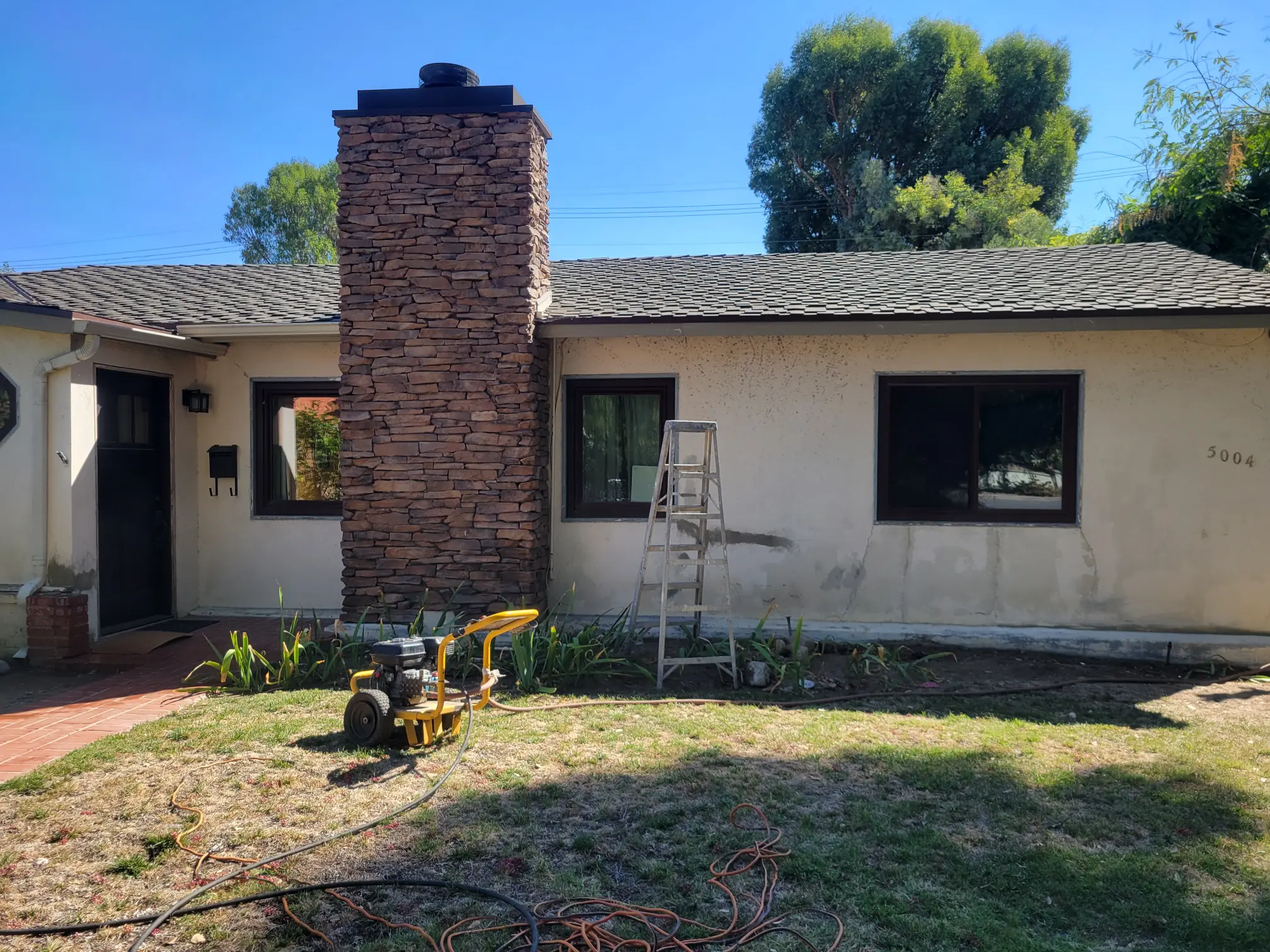Exterior painting project by Extra Care