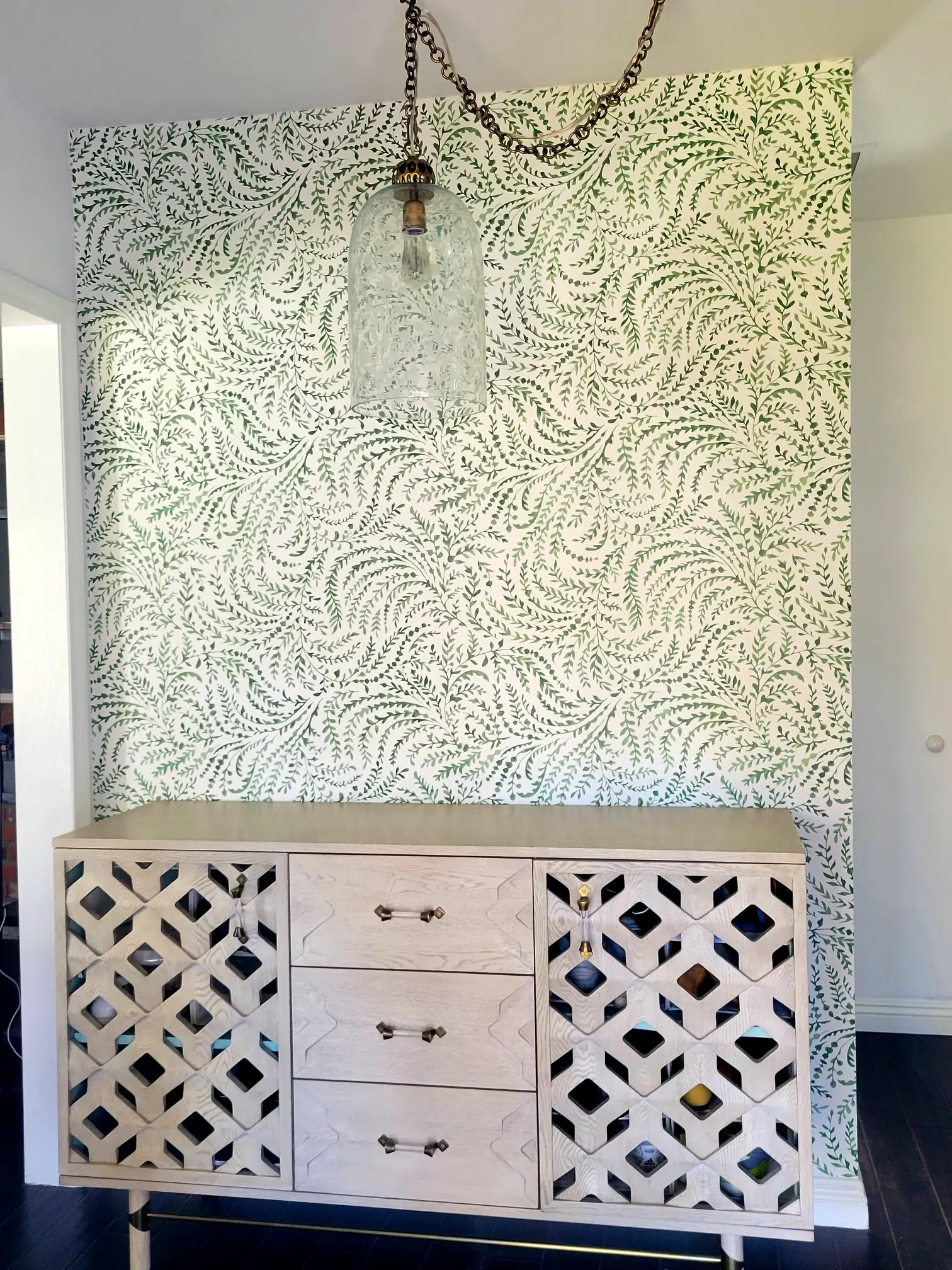 Wallpaper painting project by Extra Care